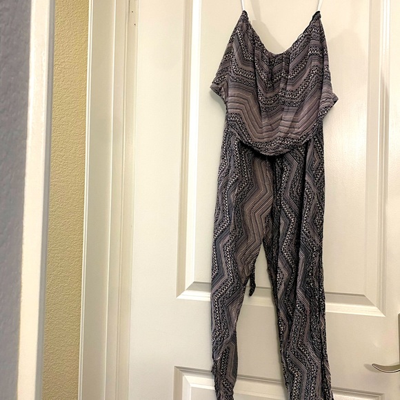 TiRe Hawaii Osaka Jumpsuit One Size fits most - Picture 2 of 4